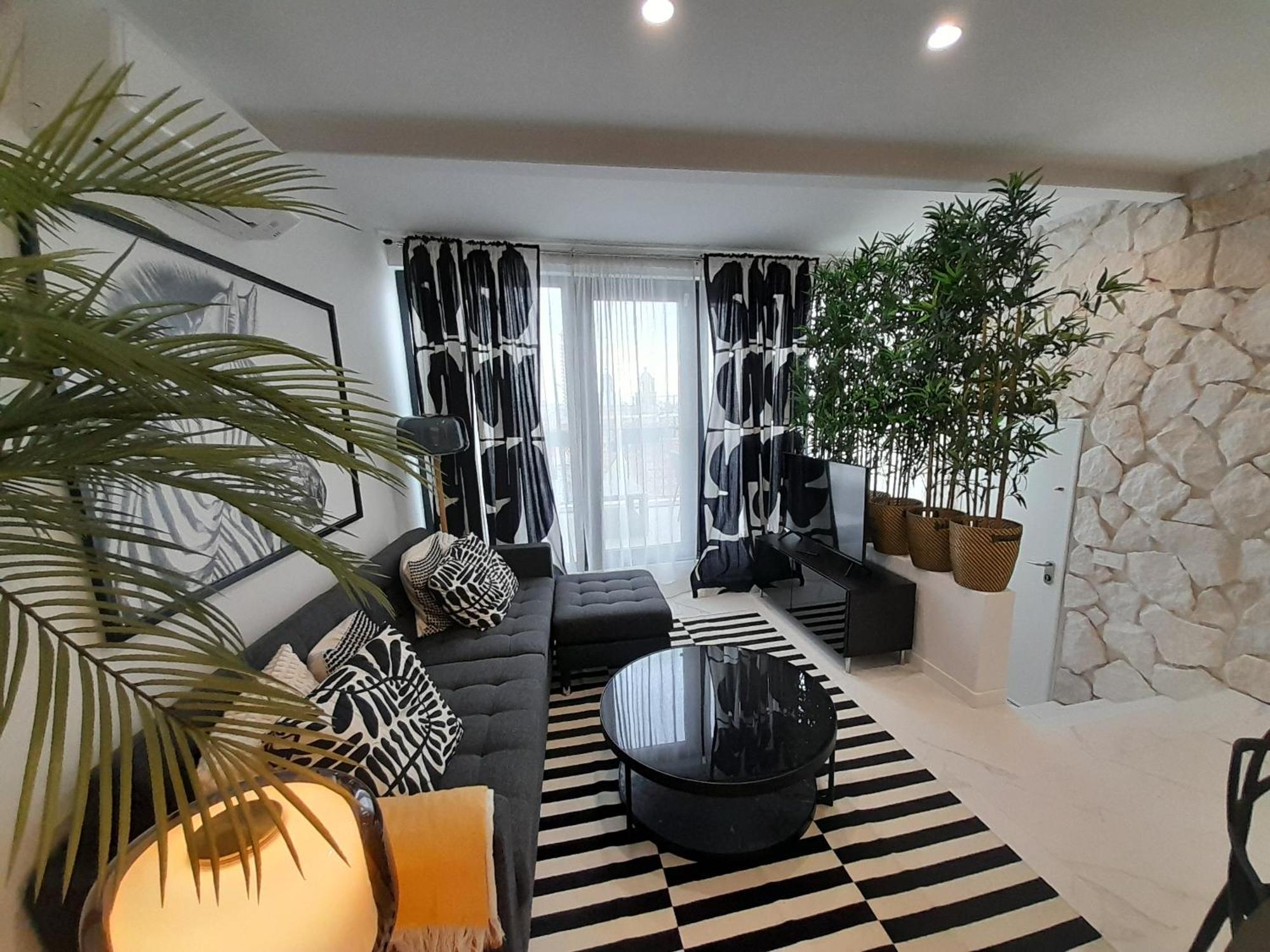 Atico Roseta Luxury Apartment Аликанте Екстериор снимка